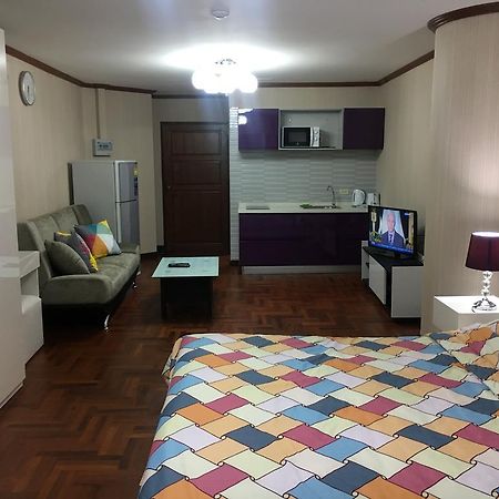 Sky Beach Apartment Pattaya Buitenkant foto