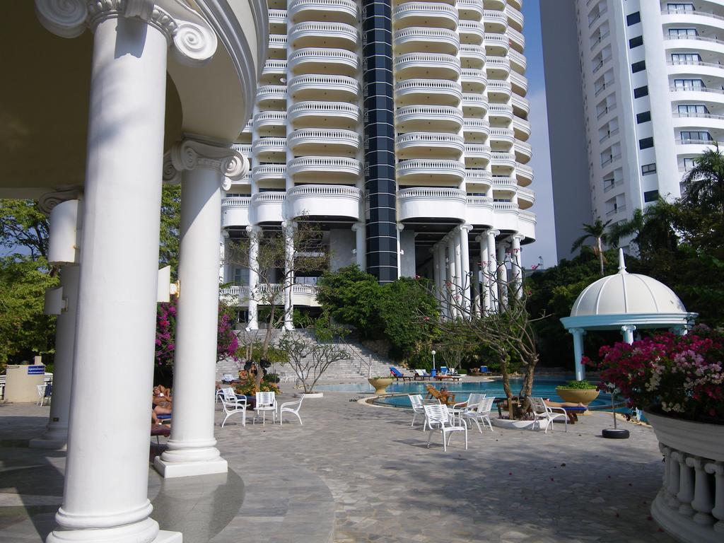 Sky Beach Apartment Pattaya Buitenkant foto