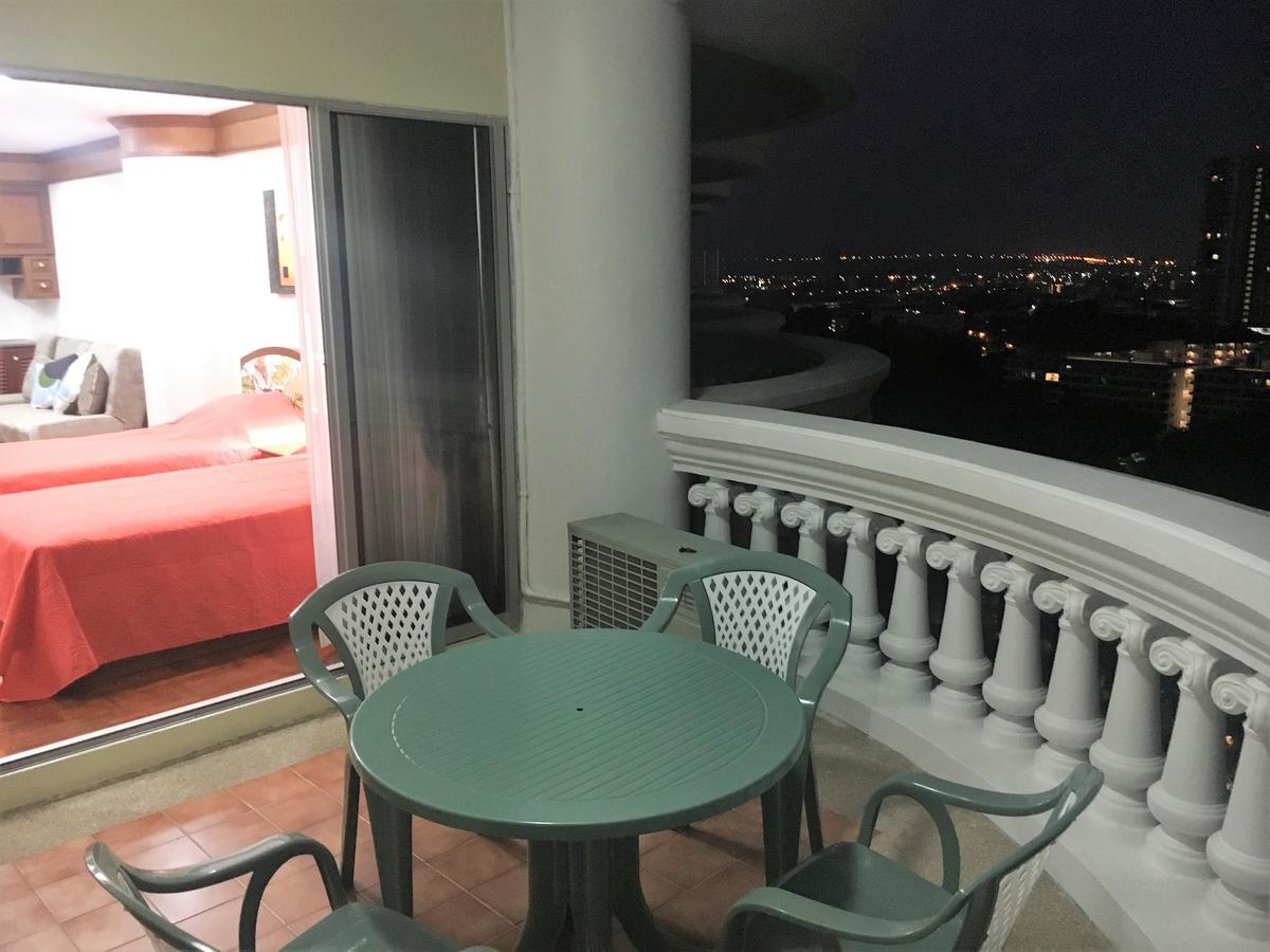 Sky Beach Apartment Pattaya Buitenkant foto