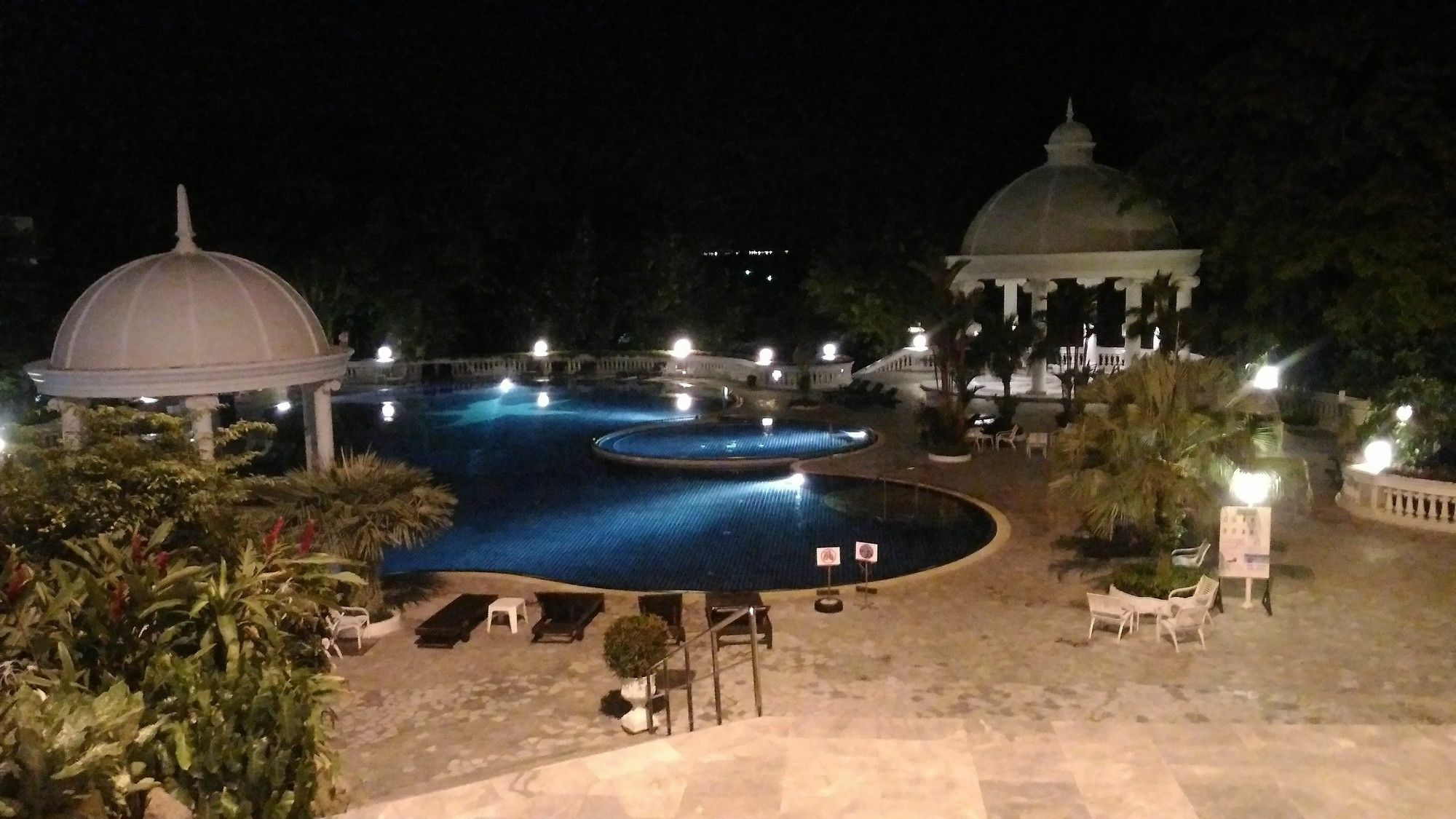 Sky Beach Apartment Pattaya Buitenkant foto