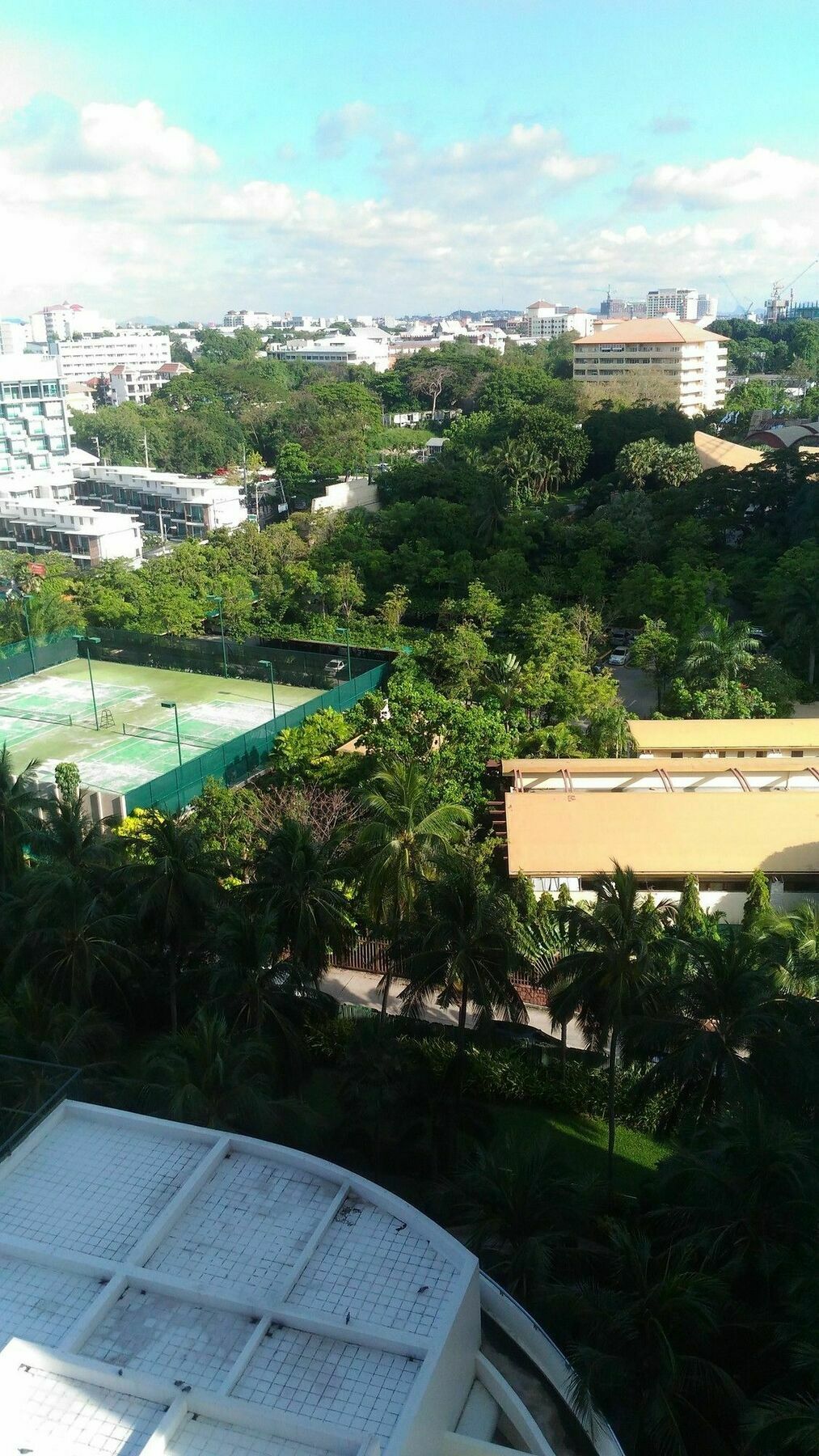 Sky Beach Apartment Pattaya Buitenkant foto